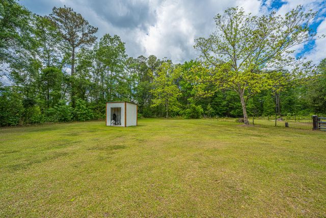 326 Turner Lane, Round O, SC 29474