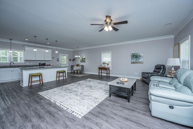 326 Turner Lane, Round O, SC 29474