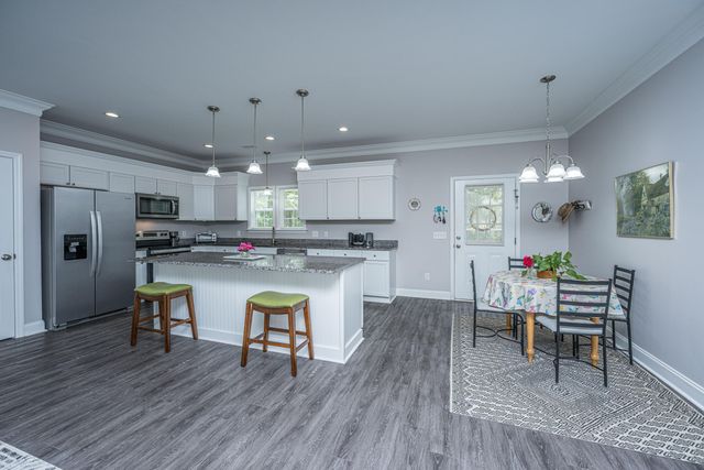 326 Turner Lane, Round O, SC 29474