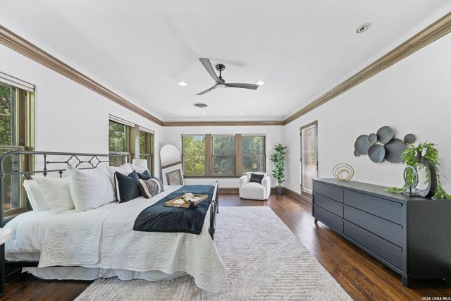 103 PARK HILL DR, San Antonio, TX 78212
