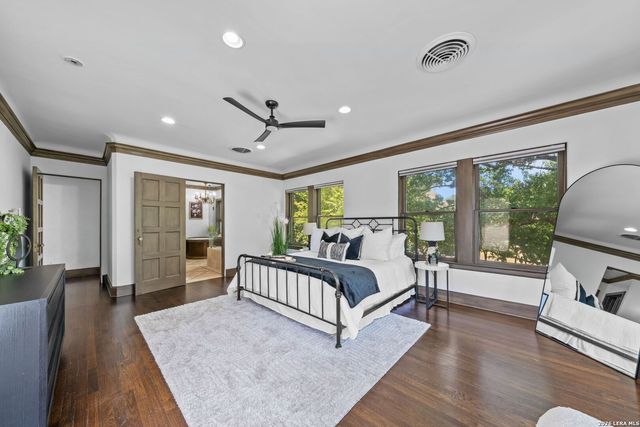 103 PARK HILL DR, San Antonio, TX 78212