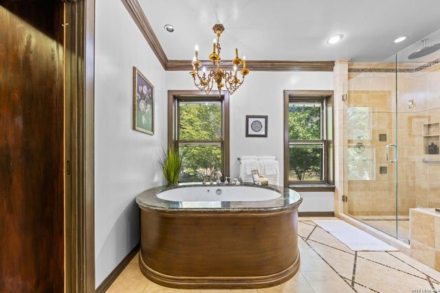 103 PARK HILL DR, San Antonio, TX 78212