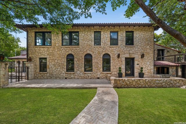 103 PARK HILL DR, San Antonio, TX 78212
