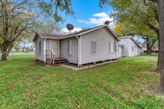 1231 23rd Street N, Texas City, TX 77590