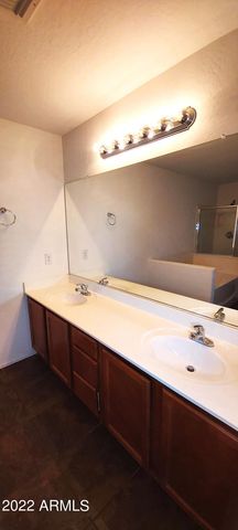 518 W BLACK HAWK Place, Casa Grande, AZ 85122