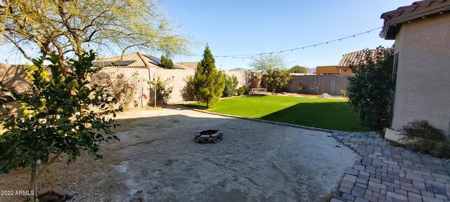 518 W BLACK HAWK Place, Casa Grande, AZ 85122