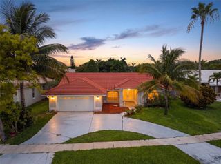 3462 Harness Cir, Wellington, FL 33449