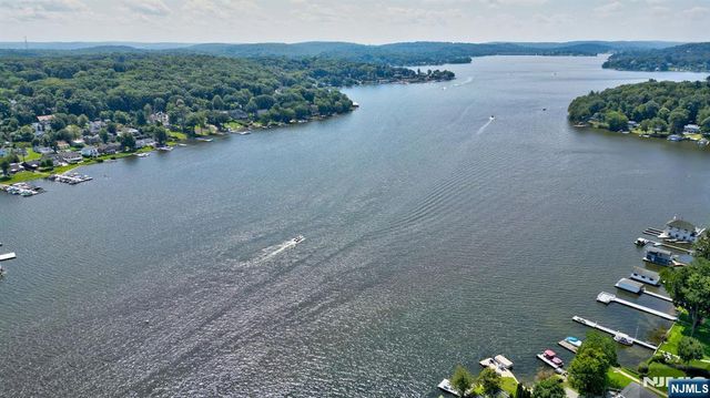 13 Maine Street, Jefferson Township, NJ 07849