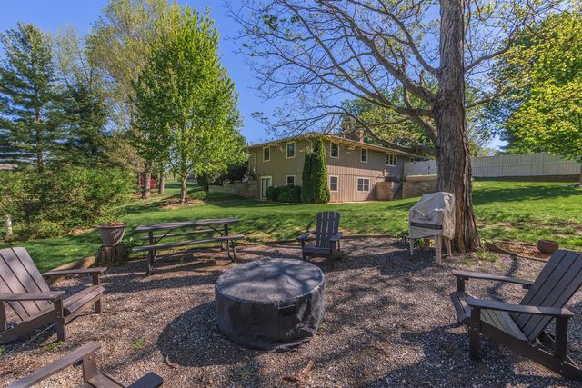 9305 Regal Court, Bloomington, IL 61705