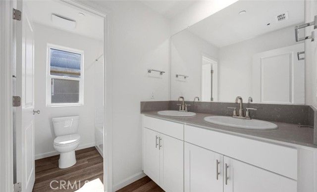 858 S Philip Avenue, Fowler, CA 93625