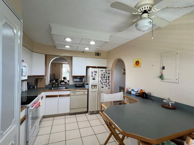 4570 NW 18th Avenue 606, Deerfield Beach, FL 33064