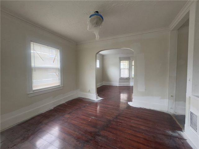 167 Salina St, Rochester, NY 14619