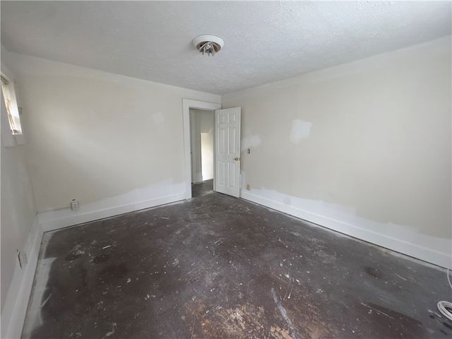 167 Salina St, Rochester, NY 14619