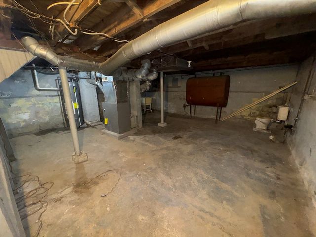 167 Salina St, Rochester, NY 14619