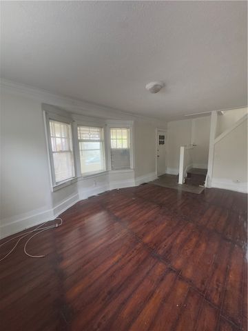 167 Salina St, Rochester, NY 14619