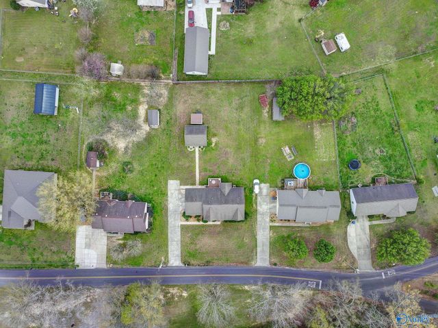 730 Solitude Avenue, Albertville, AL 35950