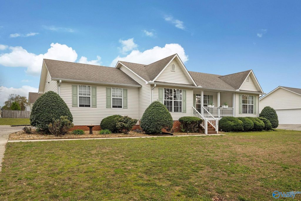 730 Solitude Avenue, Albertville, AL 35950