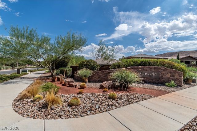 10561 Tranquil Glade Lane, Las Vegas, NV 89135