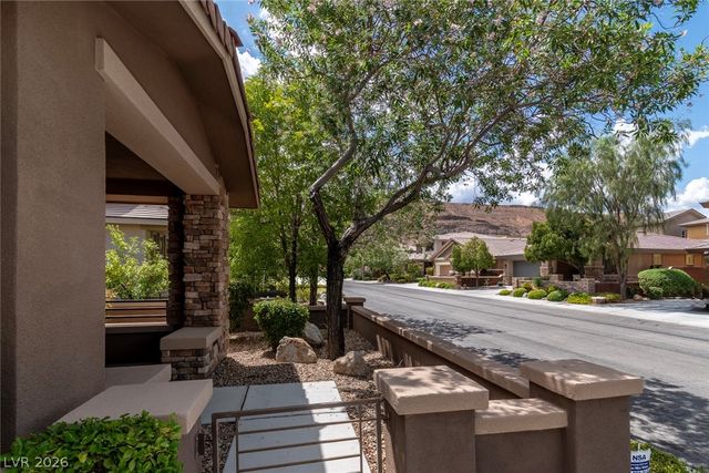 10561 Tranquil Glade Lane, Las Vegas, NV 89135