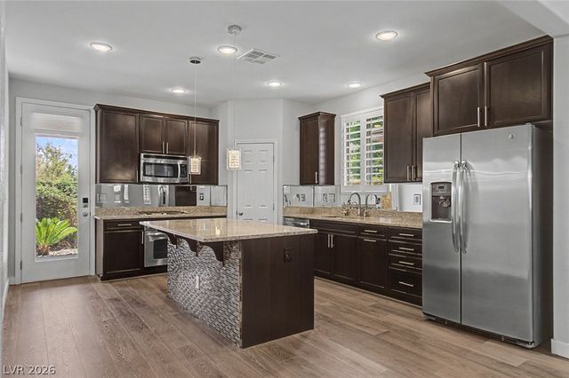 10561 Tranquil Glade Lane, Las Vegas, NV 89135