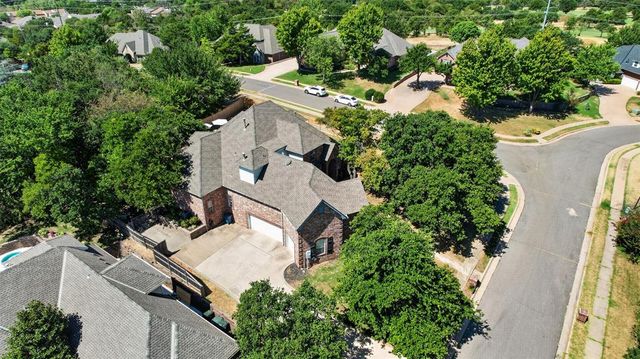2280 Bay Hill Place, Edmond, OK 73034