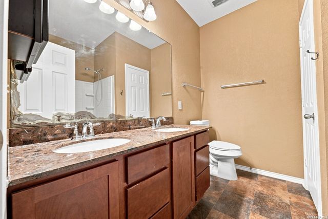 7562 COPPER MDW, Converse, TX 78109
