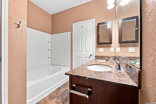 7562 COPPER MDW, Converse, TX 78109