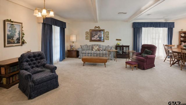 1911 Sterling Dr, Tyler, TX 75701