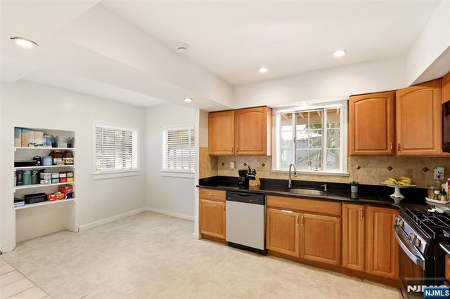 148 John Street, Englewood, NJ 07631