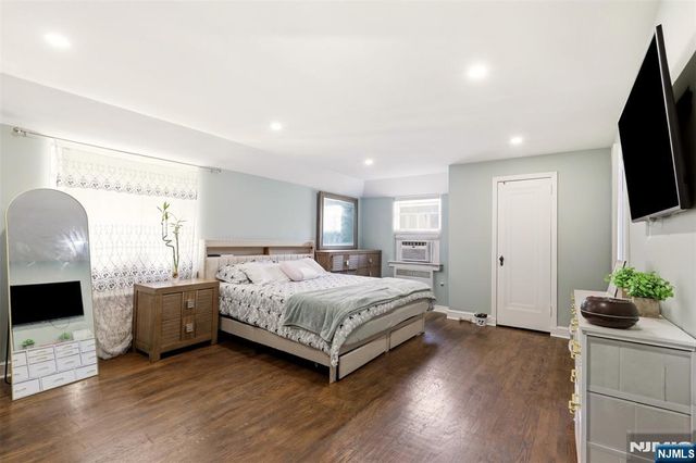 148 John Street, Englewood, NJ 07631