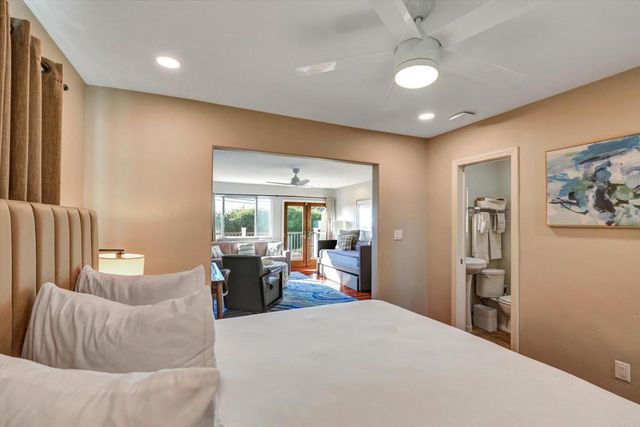 2812 Poinsettia Drive, San Diego, CA 92106