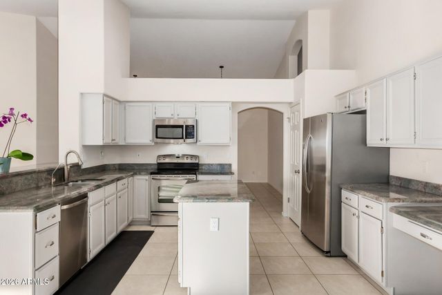 15427 S 6TH Drive, Phoenix, AZ 85045