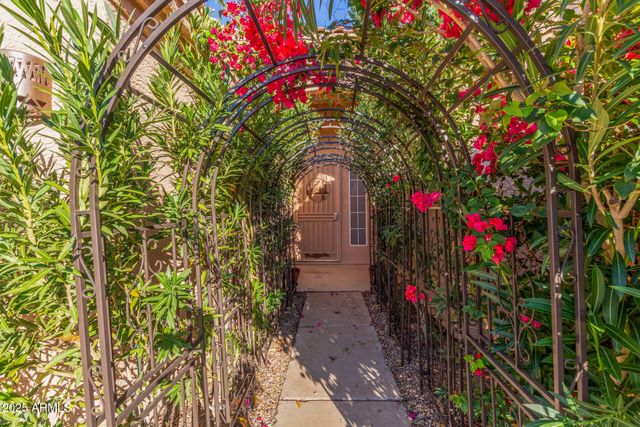 15427 S 6TH Drive, Phoenix, AZ 85045