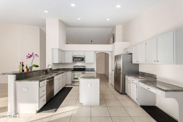 15427 S 6TH Drive, Phoenix, AZ 85045