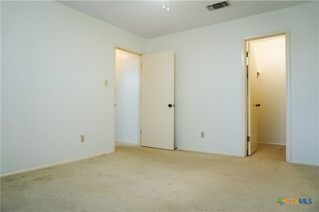 3290 River Oaks Drive, New Braunfels, TX 78132