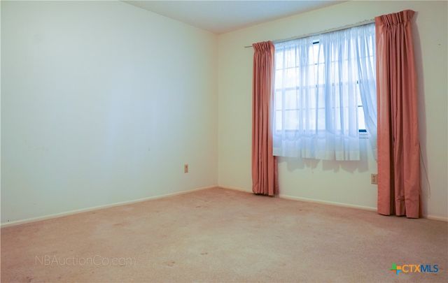 3290 River Oaks Drive, New Braunfels, TX 78132