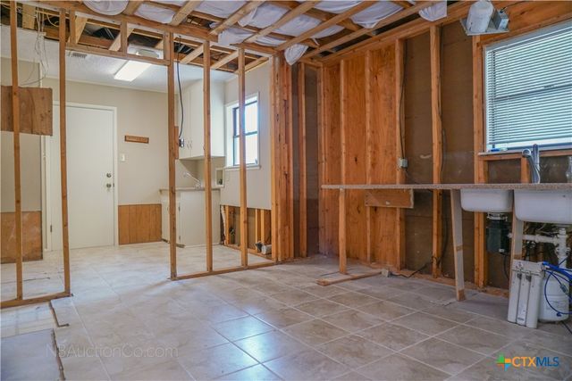 3290 River Oaks Drive, New Braunfels, TX 78132