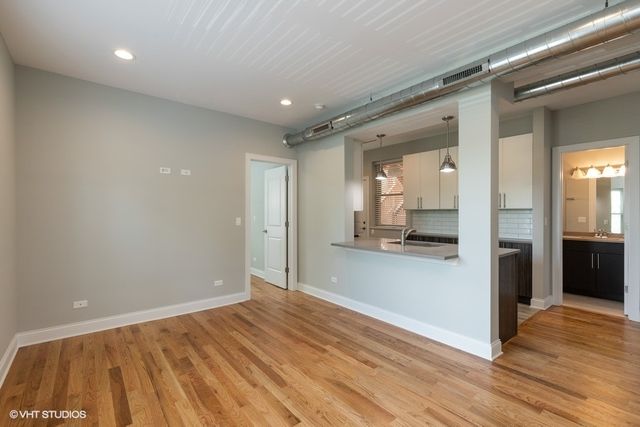 641 E 49th Street 1, Chicago, IL 60615