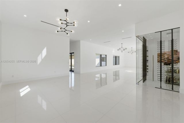 10005 SW 66th Street, Miami, FL 33173