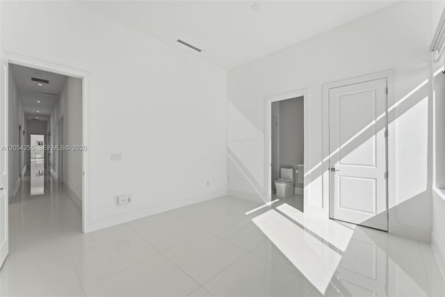 10005 SW 66th Street, Miami, FL 33173