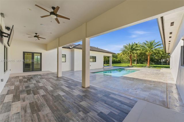 10005 SW 66th Street, Miami, FL 33173