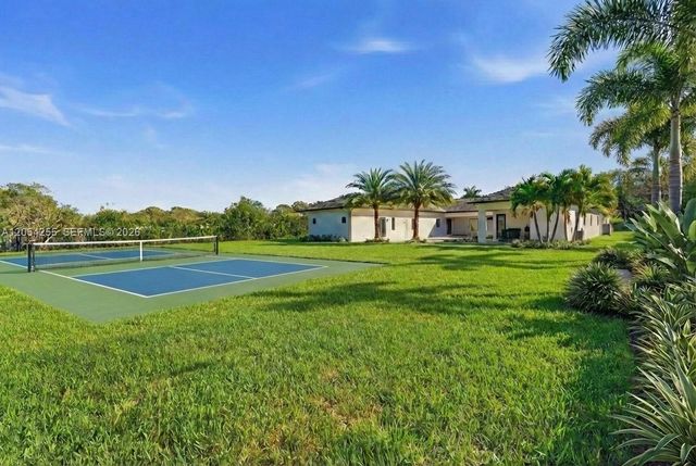 10005 SW 66th Street, Miami, FL 33173