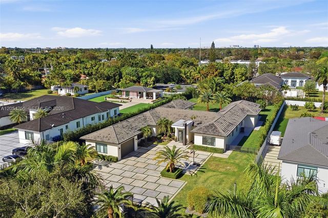10005 SW 66th Street, Miami, FL 33173