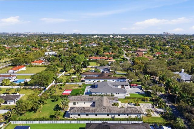 10005 SW 66th Street, Miami, FL 33173