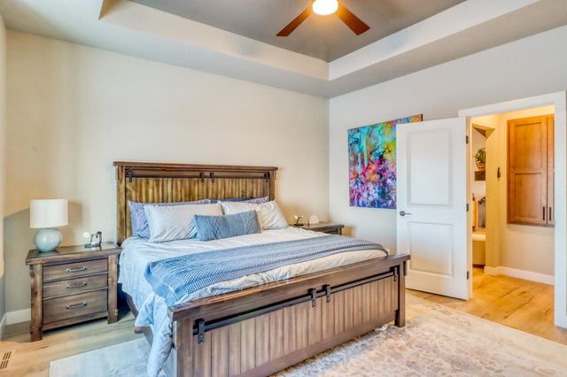6969 Golden Valley Parkway S, Fargo, ND 58104