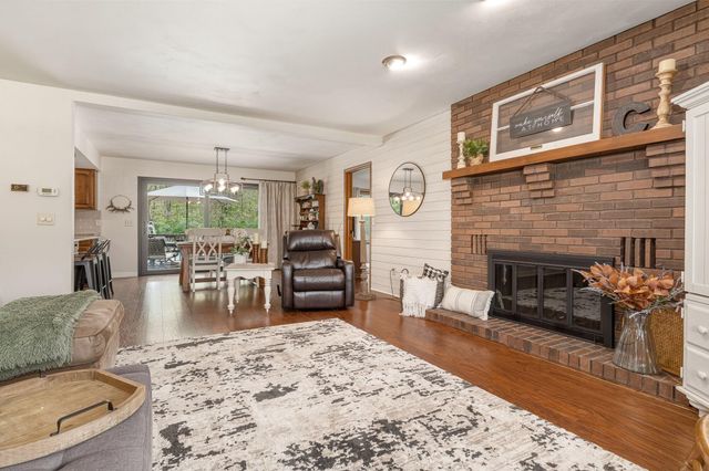 23070 Prairie View Court, Mattawan, MI 49071