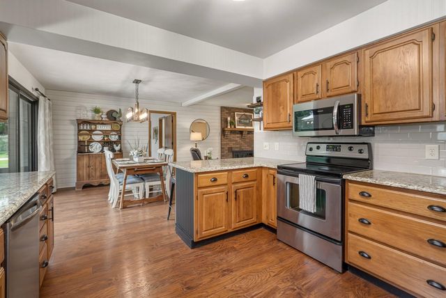23070 Prairie View Court, Mattawan, MI 49071