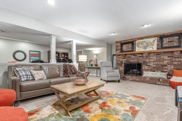 23070 Prairie View Court, Mattawan, MI 49071