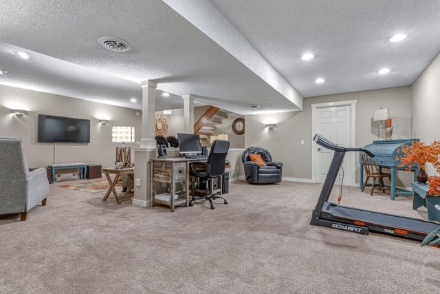 23070 Prairie View Court, Mattawan, MI 49071