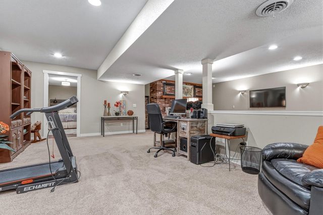 23070 Prairie View Court, Mattawan, MI 49071